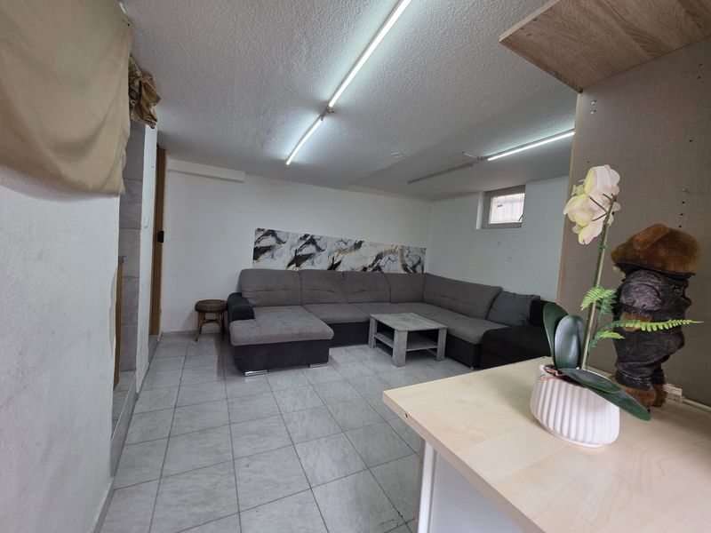 Kompaktes Einzimmerapartment: Wohnen in Brackenheim
